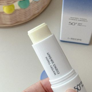 아이레시피 워터리터치 에센스 선 밤 [SPF50+/PA++++] — 5점을 준 리뷰어가 2023년 5월 올린 사용 사진