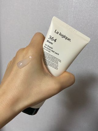 라로지크 X3 리페어 퍼퓸 헤어팩 150mℓ — 4.5점을 준 리뷰어가 2021년 12월 올린 사용 사진