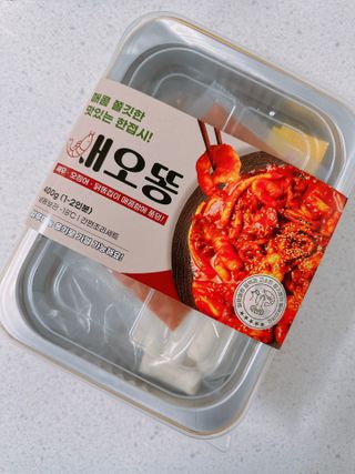화끈한녀석들 새오똥400g 새우,오징어,똥집 볶음요리 소스,밀떡, 참기름 포함 — 5점을 준 리뷰어가 2022년 12월 올린 사용 사진