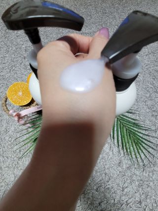 [과일나라] 대용량 밀크퐁당 바디로션+바디워시 2종 — 5점을 준 리뷰어가 2021년 10월 올린 사용 사진