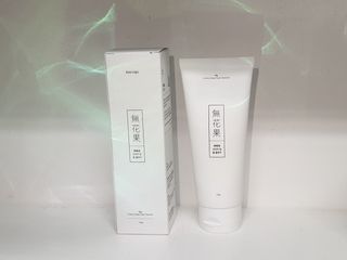 [베러오리진] 무화과 크리미 딥 폼 클렌저/피부 노폐물 & 미세먼지 99 세정 인증 민감성 피부 무자극 인증 — 5점을 준 리뷰어가 2021년 11월 올린 사용 사진
