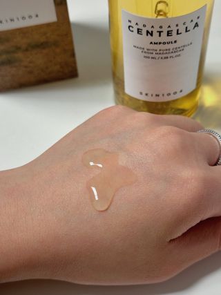 [스킨1004] 마다가스카르 센텔라 앰플 100ml — 5점을 준 리뷰어가 2024년 5월 올린 사용 사진