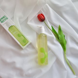 비알티씨 BRTC 안티폴루션 앤 블랙헤드 클렌징오일 300ml — 5점을 준 리뷰어가 2022년 12월 올린 사용 사진