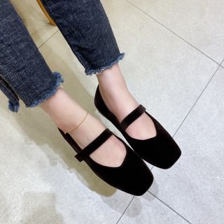 로서울 Rowie mary jane shoes Velvet, Ecoclean — 4.5점을 준 리뷰어가 2021년 9월 올린 사용 사진