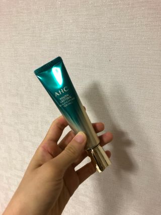 [NEW 탄력유턴 아이크림] AHC 유스 래스팅 리얼 아이크림 포 페이스 — 5점을 준 리뷰어가 2021년 2월 올린 사용 사진