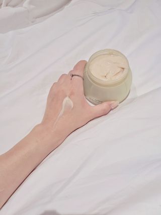 카오리온코스메틱스 사카로미세스와 시카의 만남        릴리피 릴렉싱 크림 진정한 탄력을 경험해보세요 — 5점을 준 리뷰어가 2021년 7월 올린 사용 사진
