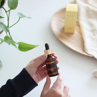 스킨큐어 산다화 비타민c 화이트닝 에센스 30ml — 5점을 준 리뷰어가 2022년 2월 올린 사용 사진