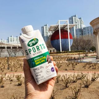 셀렉스스포츠 셀렉스 스포츠 웨이 프로틴 초콜릿 _ 330ml x 12팩 — 5점을 준 리뷰어가 2021년 3월 올린 사용 사진