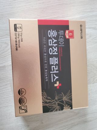 서울약사신협_투데이홍삼정플러스스틱_10g x 30포 — 5점을 준 리뷰어가 2021년 6월 올린 사용 사진