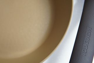 모멘토 마론 프라이팬 26cm 3종 (26cm팬/26cm웍팬/호환 스티머+돔뚜껑) — 5점을 준 리뷰어가 2022년 9월 올린 사용 사진