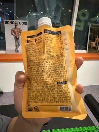 [덜다] 든든 식물성 단백질 쉐이크 40g X 7입 (곡물/딸기) — 5점을 준 리뷰어가 2023년 7월 올린 사용 사진