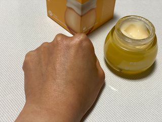 [후르디아] 미백 기능성 감귤 브라이트닝 크림 — 5점을 준 리뷰어가 2021년 4월 올린 사용 사진