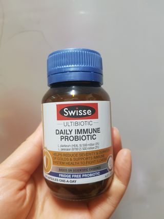 Swisse 스위스 데일리 이뮨 프로바이오틱스 10억, 30정 — 5점을 준 리뷰어가 2021년 3월 올린 사용 사진