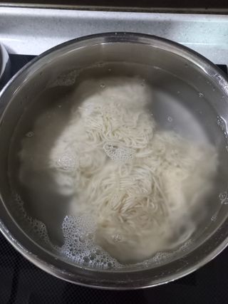 [한면원] 잔치국수 2인분 — 5점을 준 리뷰어가 2022년 7월 올린 사용 사진