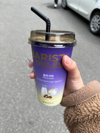 바리스타룰스 돌체 라떼 — 5점을 준 리뷰어가 2023년 4월 올린 사용 사진
