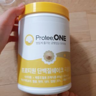 프로티원 단백질쉐이크 곡물맛 2주분 1통+보틀 — 5점을 준 리뷰어가 2021년 4월 올린 사용 사진