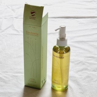 스킨큐어 산다화 순한 클렌징 동백 오일 200ml — 5점을 준 리뷰어가 2023년 5월 올린 사용 사진