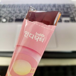 [인디닥터] 면역 생생 핑크 이뮨 젤리 — 4.5점을 준 리뷰어가 2022년 5월 올린 사용 사진