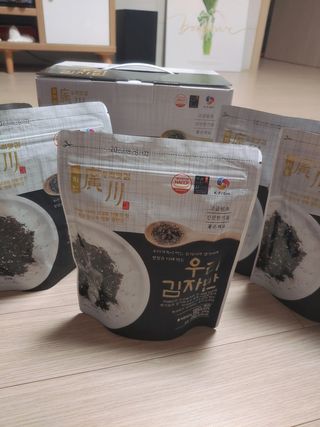 광천우리맛김 우리집밥도둑 맛있는광천김 우리김자반 50g 5봉 — 4.5점을 준 리뷰어가 2021년 11월 올린 사용 사진