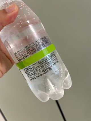 몽베스트 Montbest with Sparkling water Lemon OR Lime 20병(랜덤) — 4.5점을 준 리뷰어가 2024년 4월 올린 사용 사진