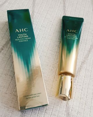 [NEW 탄력유턴 아이크림] AHC 유스 래스팅 리얼 아이크림 포 페이스 — 5점을 준 리뷰어가 2021년 4월 올린 사용 사진