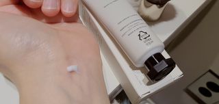 러브모아 향수 고체향수 승무원 고체향수 바르는 향수 니치향수 도손 우드세이지 앤 씨솔트 — 5점을 준 리뷰어가 2022년 11월 올린 사용 사진