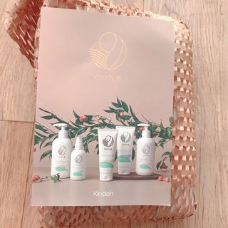 mom e 맘이 내추럴 베이비 케어 크림+바디오일 — 4점을 준 리뷰어가 2021년 1월 올린 사용 사진