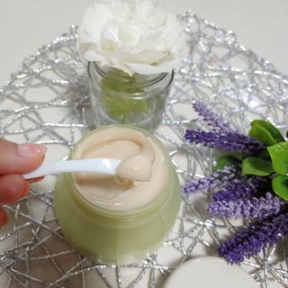 카오리온코스메틱스 사카로미세스와 시카의 만남        릴리피 릴렉싱 크림 진정한 탄력을 경험해보세요 — 4.5점을 준 리뷰어가 2021년 5월 올린 사용 사진