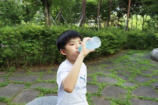 [동아오츠카] 포카리스웨트  500ml PET + 이온워터 500ml PET — 5점을 준 리뷰어가 2025년 7월 올린 사용 사진