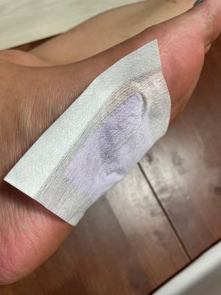 [레제르] 아로마 수액패치 발패치 10매입 - 라벤더향/유칼립투스향/대나무향 — 4.5점을 준 리뷰어가 2022년 9월 올린 사용 사진