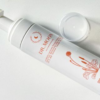MF프리 [닥터문] 유산균 락토케어 질경초 여성청결제 200ml (폼타입) — 5점을 준 리뷰어가 2022년 6월 올린 사용 사진