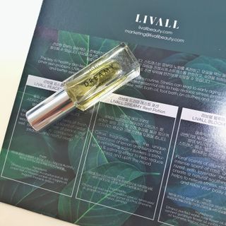리브얼 | LIVALL 바이오셀룰로오스 마스크 레스트 앤 글로우 33ml  x 3개입 — 4점을 준 리뷰어가 2022년 7월 올린 사용 사진