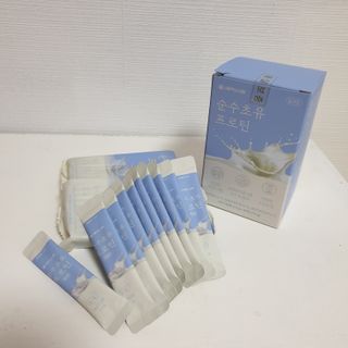 서울약사신협_순수초유프로틴_2.5gx30포 — 5점을 준 리뷰어가 2021년 11월 올린 사용 사진