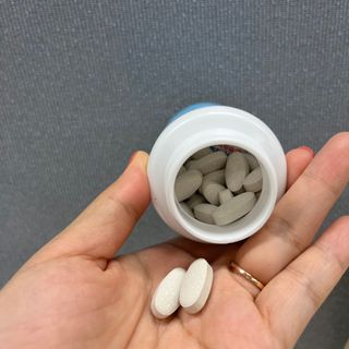 광동생활건강 뼈 건강엔 칼슘마그네슘 90정 3개월분 — 5점을 준 리뷰어가 2023년 5월 올린 사용 사진