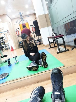 위어스세이프티 방한안전화 겨울안전화 WS-651W 위어스안전화 — 5점을 준 리뷰어가 2021년 11월 올린 사용 사진