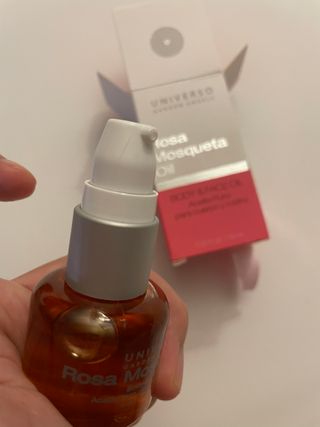 유니베르소 로즈힙 오일 15ml — 3.5점을 준 리뷰어가 2021년 7월 올린 사용 사진