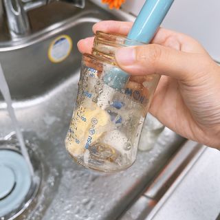 에티튜드 천연 젖병세정제 무향 아토베이비 폼타입 (295ml) 천연 친환경 비건 — 5점을 준 리뷰어가 2022년 8월 올린 사용 사진