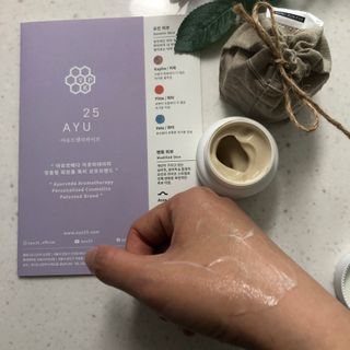 AYU25[아유트웬티파이브]다마스크로즈워터 베이스 천연 수분 촉촉 크림 — 5점을 준 리뷰어가 2021년 4월 올린 사용 사진