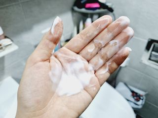[메디팜] 히알루론산 딥 모이스처 바디로션 — 5점을 준 리뷰어가 2021년 12월 올린 사용 사진