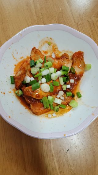 굽네몰 [굽네] 소스가 맛있는 닭가슴살 슬라이스 4종 — 5점을 준 리뷰어가 2021년 4월 올린 사용 사진