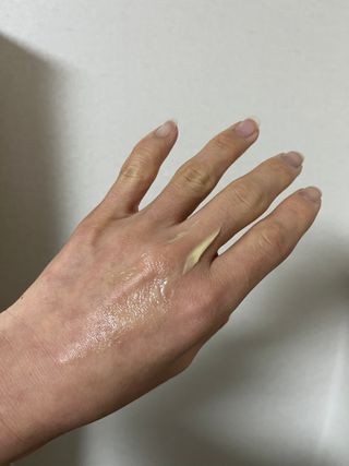 [후르디아] 끈적임 없는 착한성분 비건  핸드크림 3종 — 5점을 준 리뷰어가 2023년 12월 올린 사용 사진