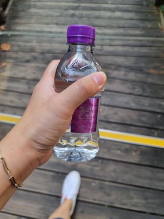 몽베스트 [MONTBEST] 330mL 20병 — 5점을 준 리뷰어가 2021년 10월 올린 사용 사진