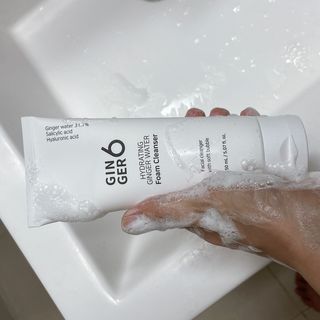 GINGER6 하이드레이팅 진저 워터 폼클렌징 — 3점을 준 리뷰어가 2021년 10월 올린 사용 사진