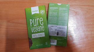 당류2g 자일리톨로 단맛을낸 슈카 퓨어비건 무설탕초콜릿 Xucker vegan 2개입 — 4점을 준 리뷰어가 2021년 4월 올린 사용 사진