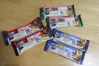 이지프로틴바 3종x각 2ea (고단백질바, 멀티단백질바, 식물성단백질바) — 4.5점을 준 리뷰어가 2024년 3월 올린 사용 사진