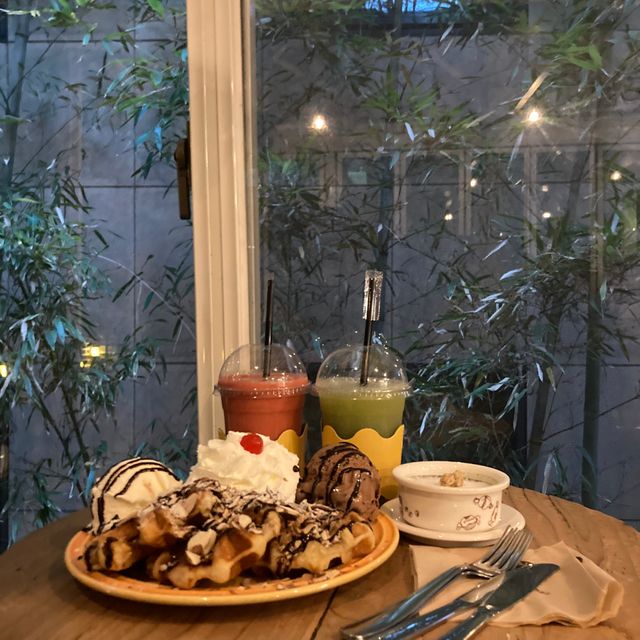 [카페더달달 ] 빙수 택 1 + 쇼콜라 택 1 + 음료 2잔 리뷰 사진