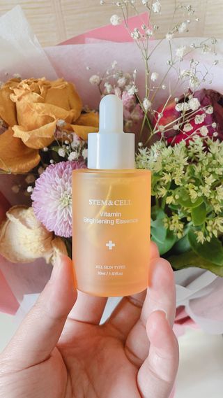 체르엠 스템앤셀 비타민 브라이트닝 에센스 30ml 1개 — 5점을 준 리뷰어가 2021년 10월 올린 사용 사진