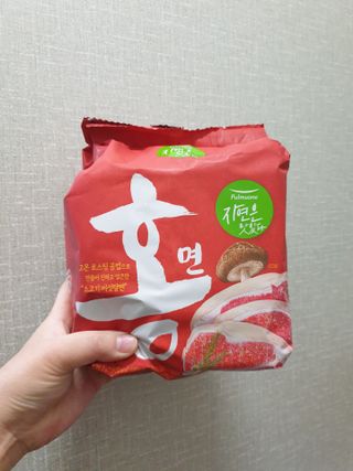 [풀무원] 자연은맛있다 정면, 백면, 홍면  세트 — 5점을 준 리뷰어가 2021년 4월 올린 사용 사진