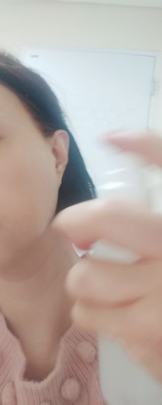 오투에니원 화이트스완 센텔라 루미너스 미스트 세럼 100ml — 4점을 준 리뷰어가 2023년 1월 올린 사용 사진