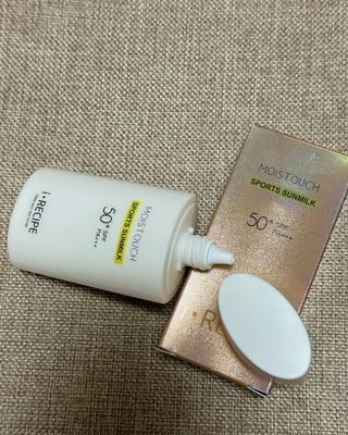 아이레시피 모이스트터치 스포츠 선밀크 50ml (SPF50+ PA+++) — 4점을 준 리뷰어가 2023년 4월 올린 사용 사진
